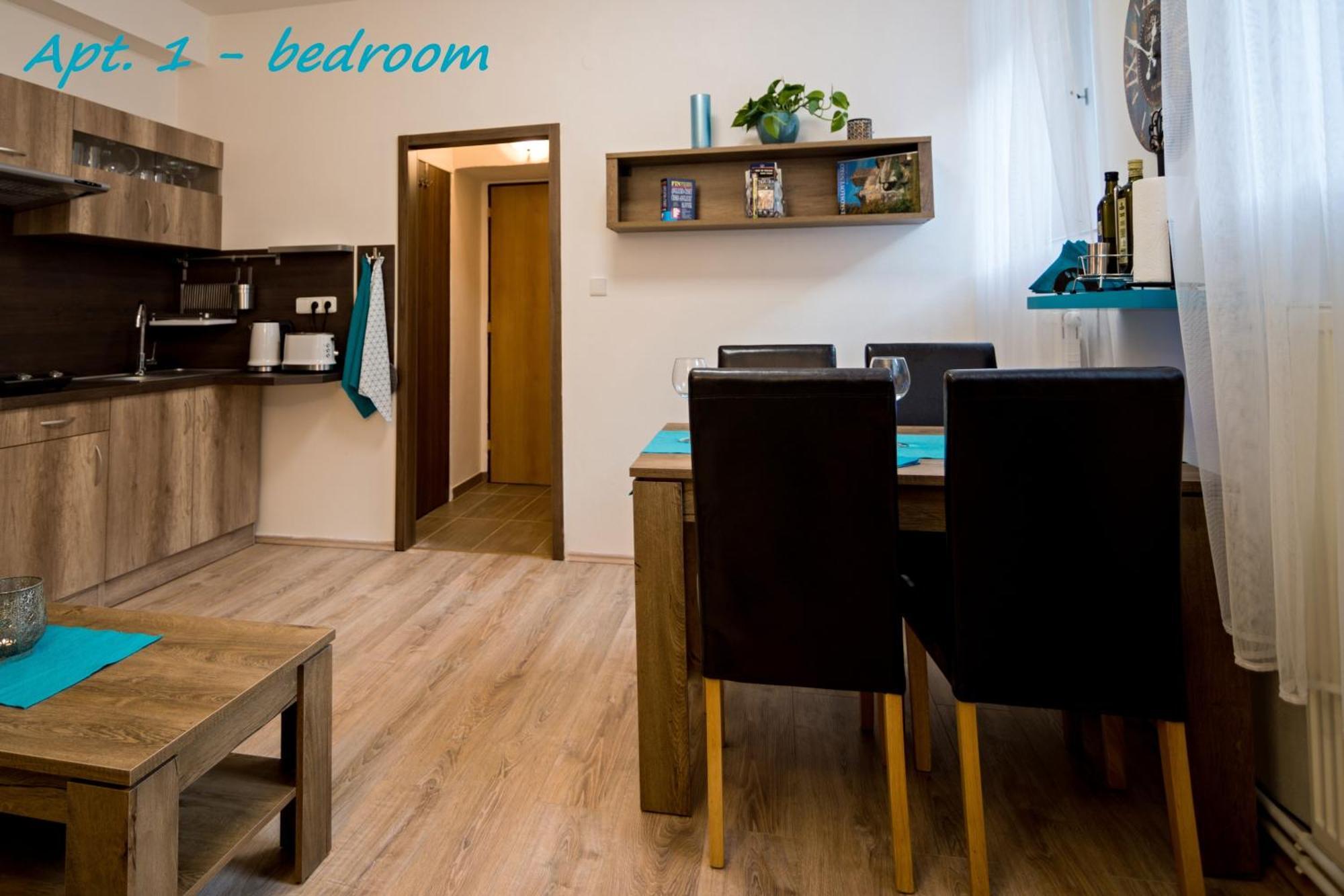 Cozy Apartments With Terrace Near Prague Castle Extérieur photo