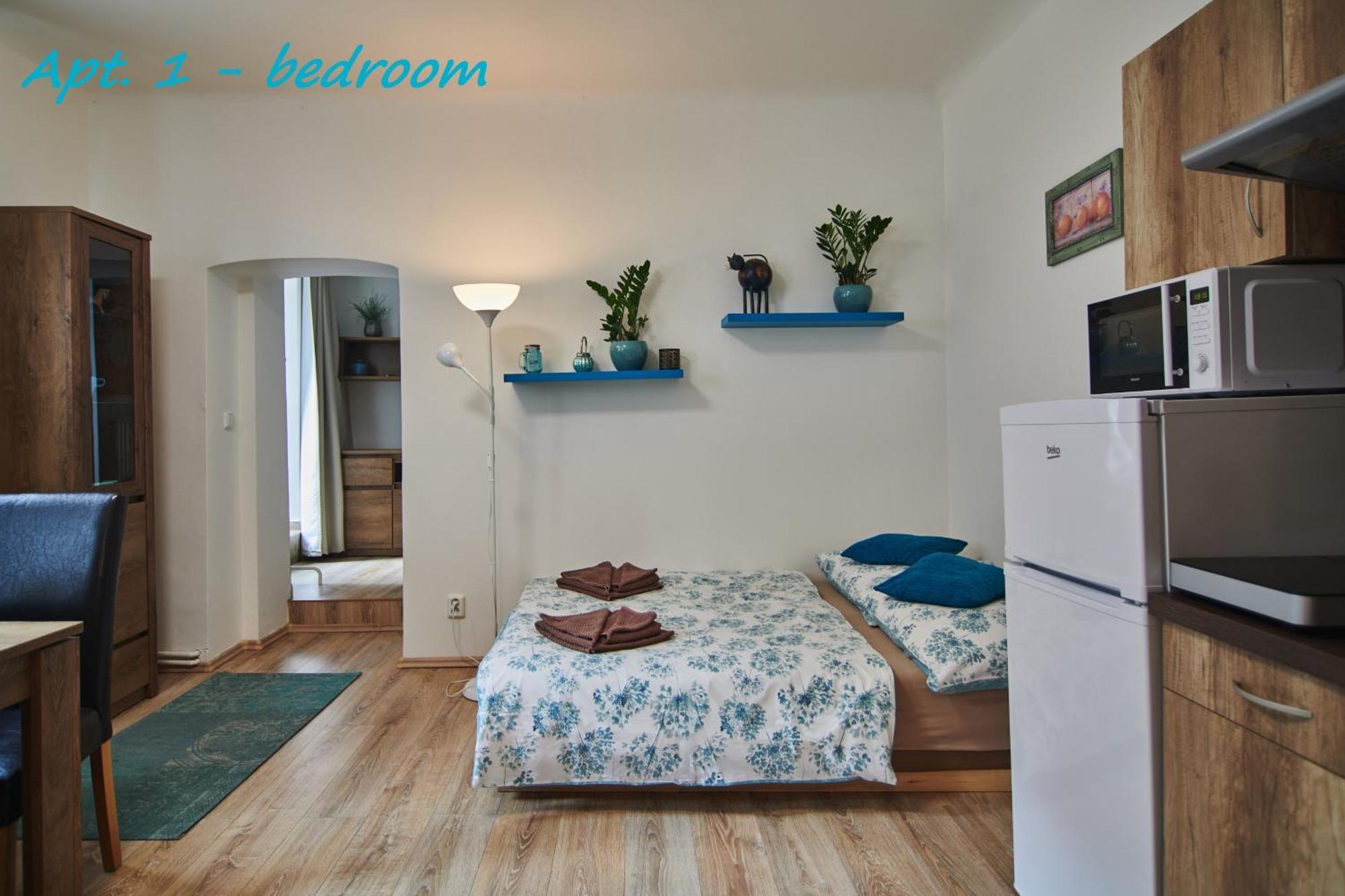 Cozy Apartments With Terrace Near Prague Castle Extérieur photo